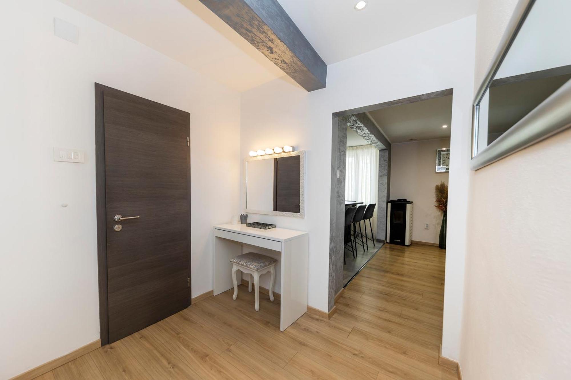 Nikky 2Br Apt. In Old Town Centre Zadar Ngoại thất bức ảnh