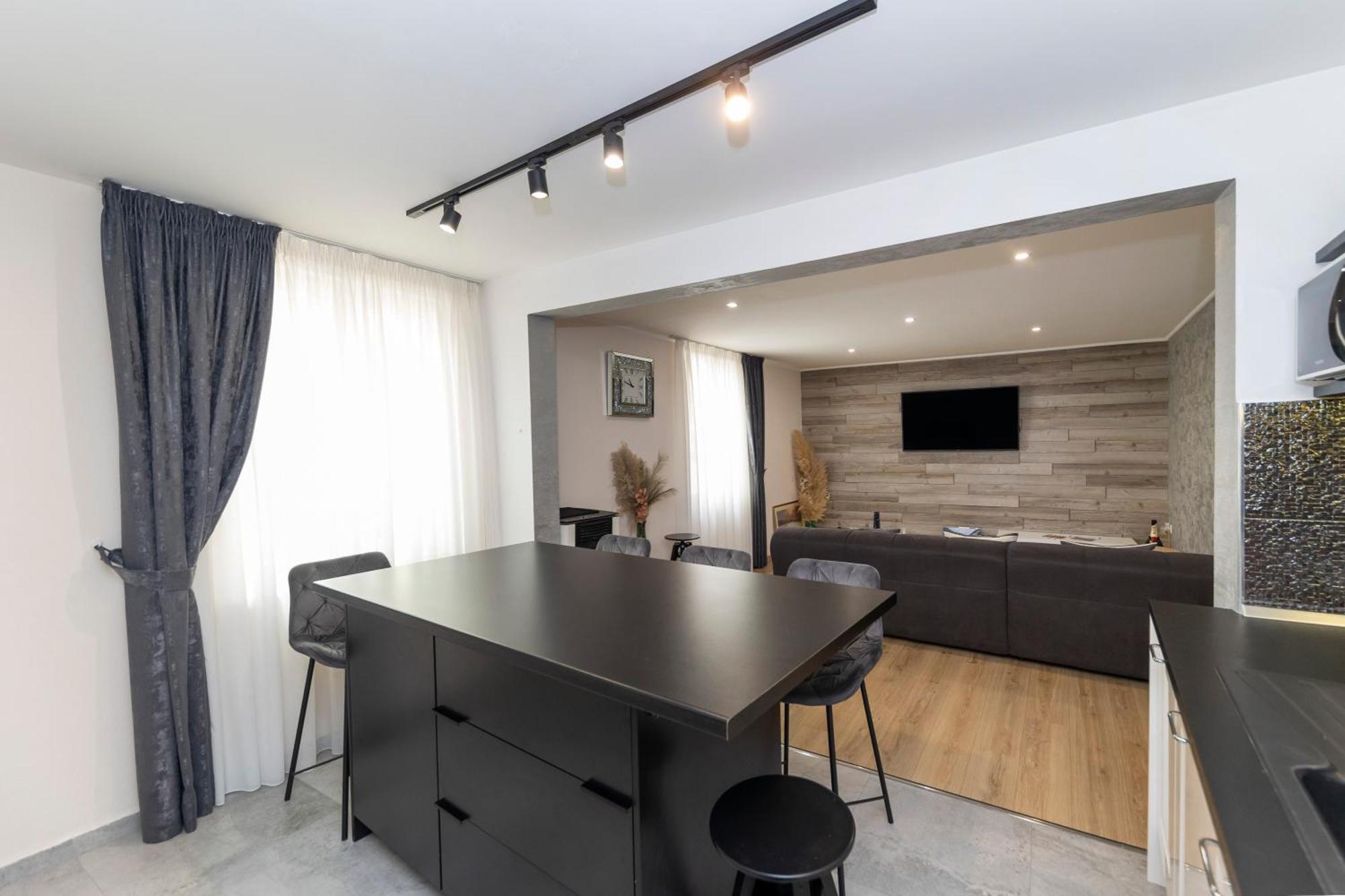Nikky 2Br Apt. In Old Town Centre Zadar Ngoại thất bức ảnh